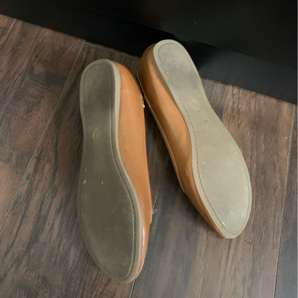 Universal Thread brown flats - Picture 4 of 5